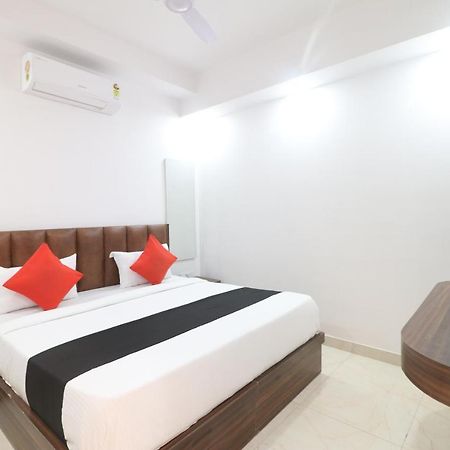 Hotel King Plaza Νέο Δελχί Εξωτερικό φωτογραφία