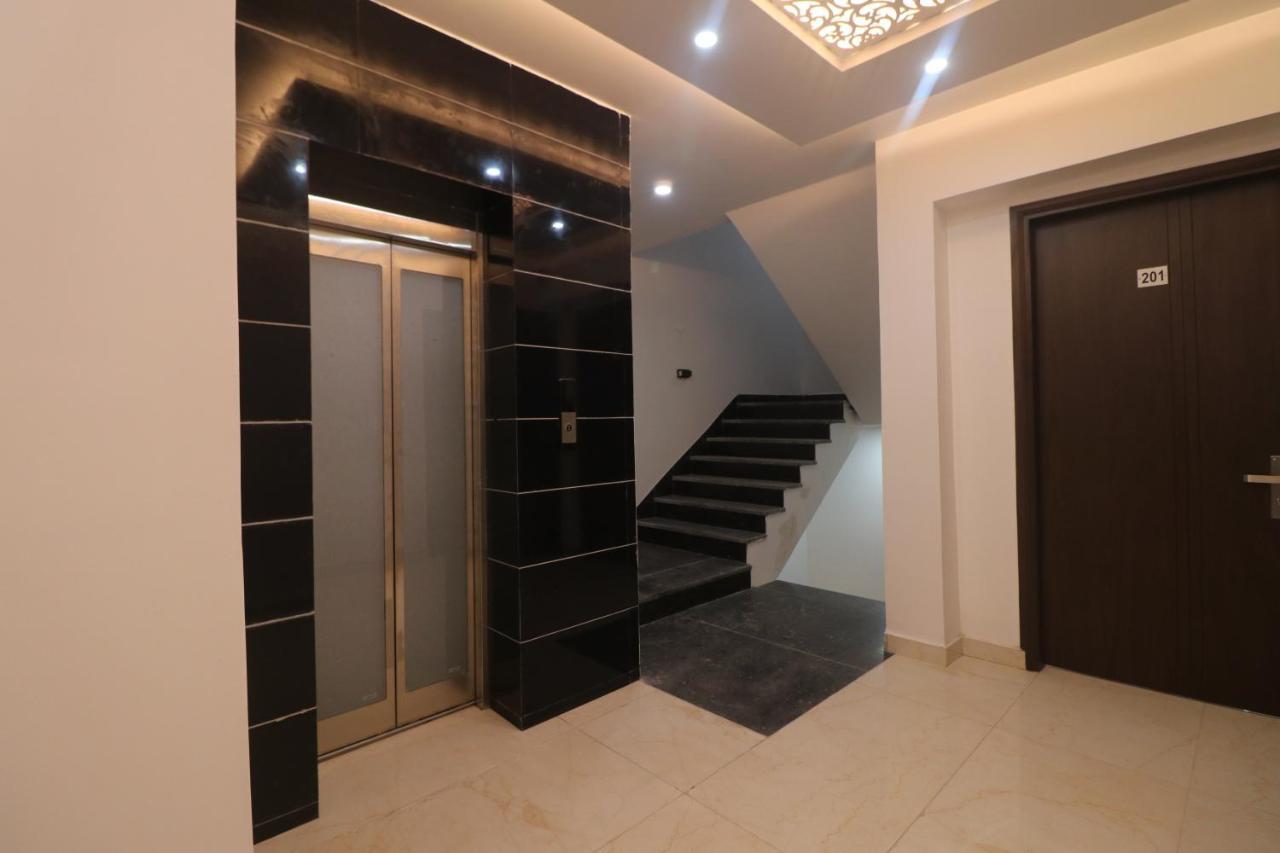 Hotel King Plaza Νέο Δελχί Εξωτερικό φωτογραφία